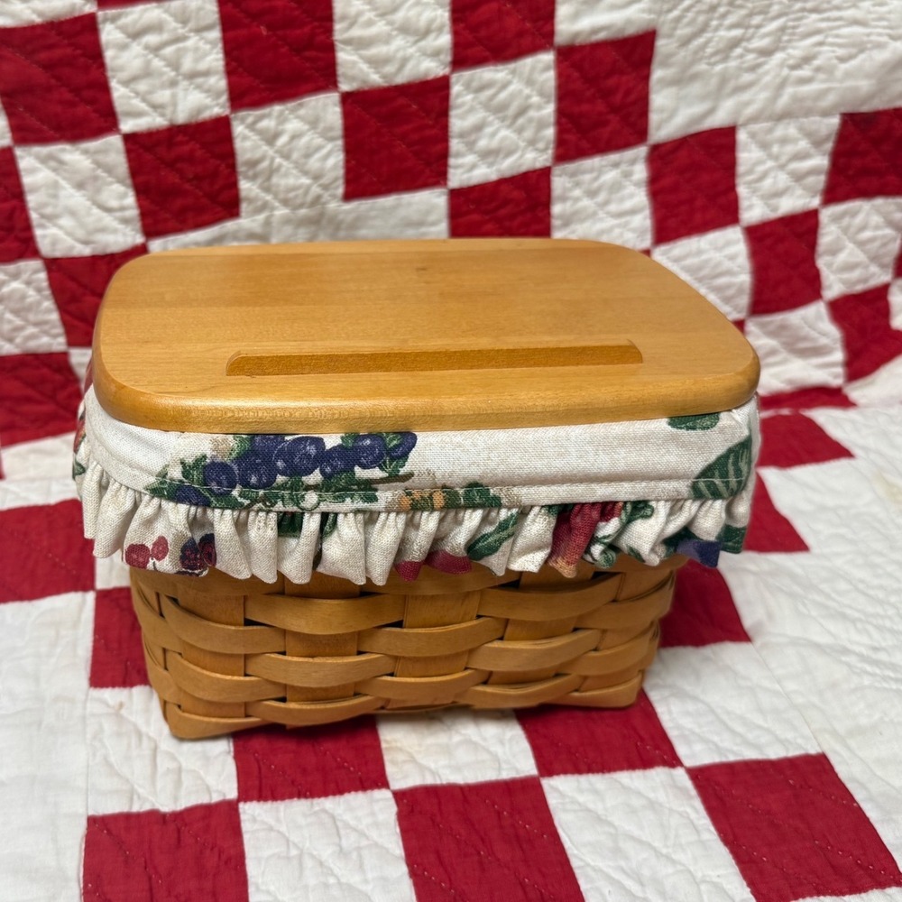 Longaberger 1998 Recipe Basket with Lid Liner Protector and Divider Cards - Picture 3 of 5